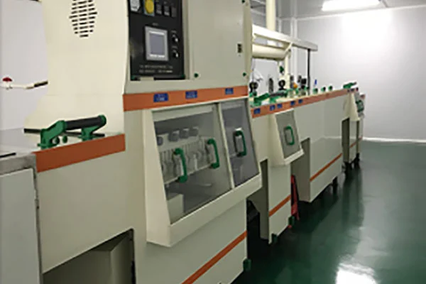 Cleaning machine for touchscreen panel processing